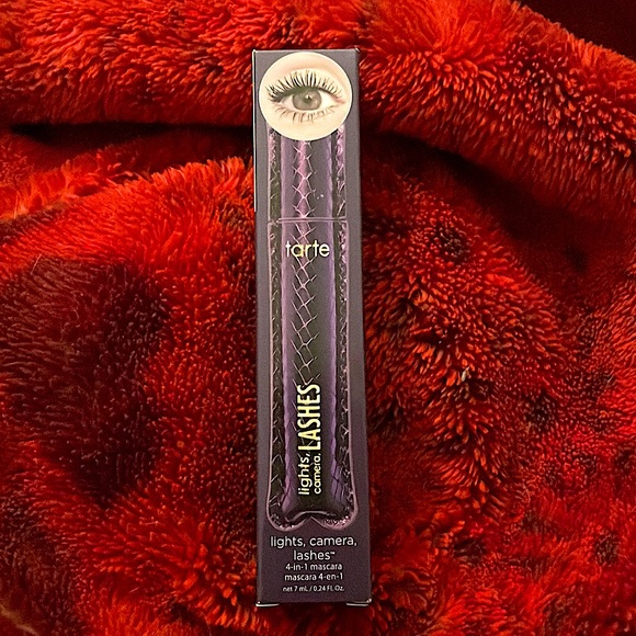 Tarte Lights, Camera, Lashes 4in1 Masacara-Black. Dark, Lift, Plump, Length, Fit - Picture 6 of 6